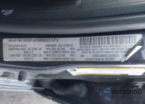 2014 Fiat 500L Easy из США, поврежденный, VIN ZFBCFABH1EZ019621